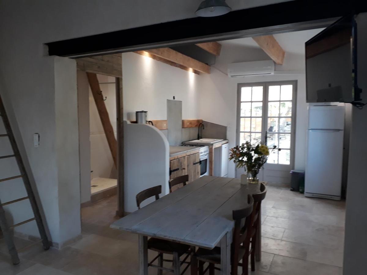 La Petite Maison Dans Les Vignes Chamaret Luaran gambar